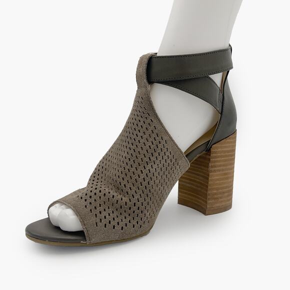 MARC FISHER "Gabie" Block Heel Ankle Strap Sandals (Taupe | Size 8) - Picture 4 of 9